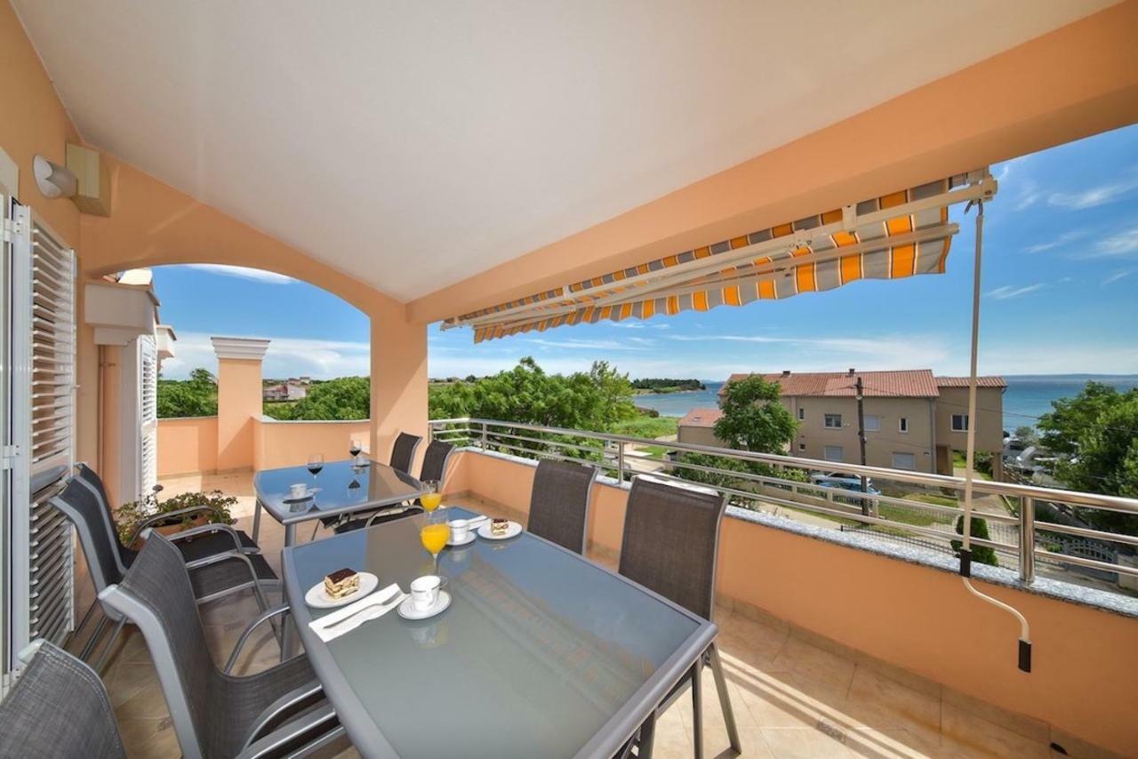 Apartments Medanic - Private Pool Privlaka  Esterno foto