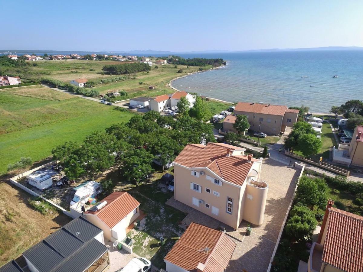 Apartments Medanic - Private Pool Privlaka  Esterno foto