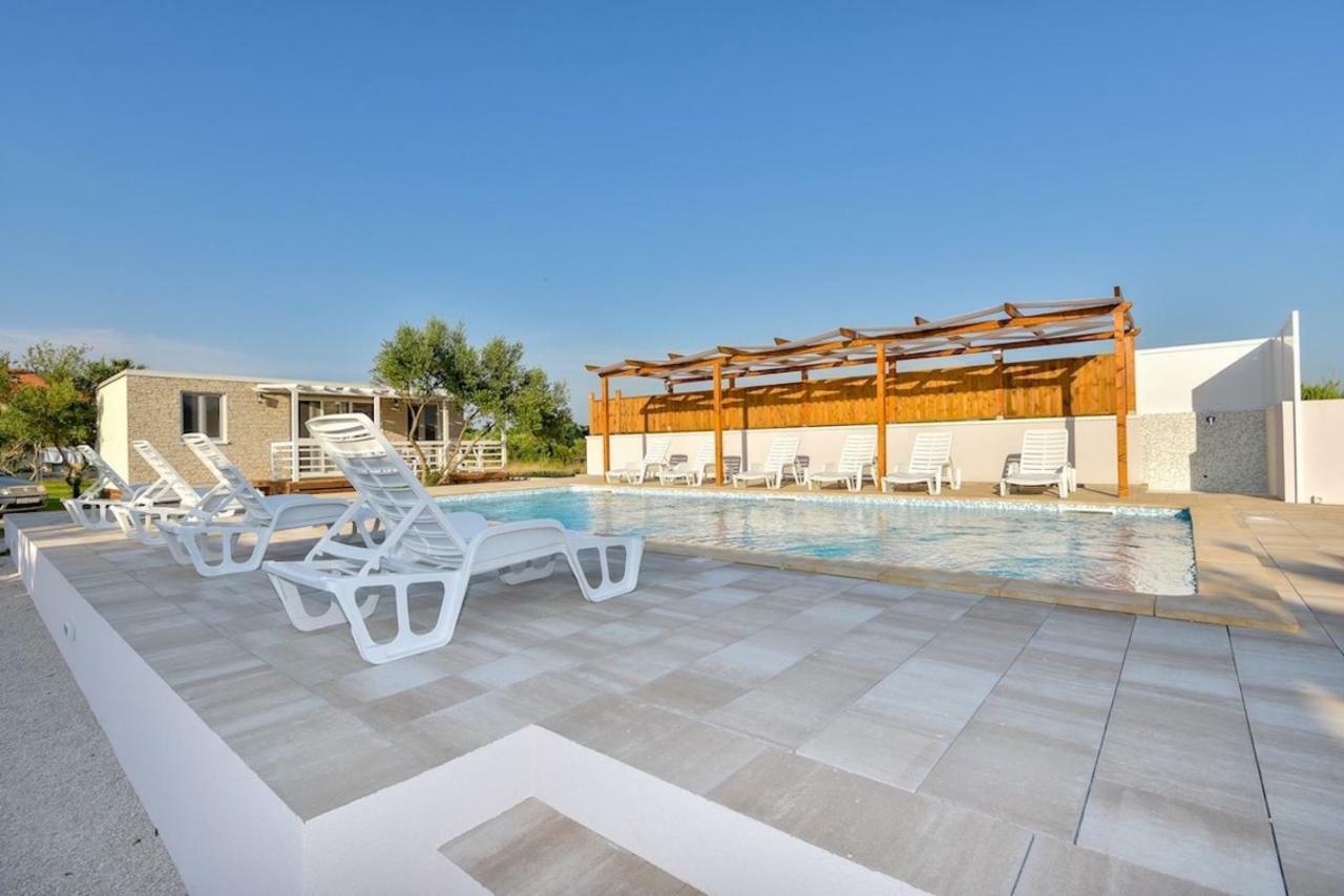 Apartments Medanic - Private Pool Privlaka  Esterno foto