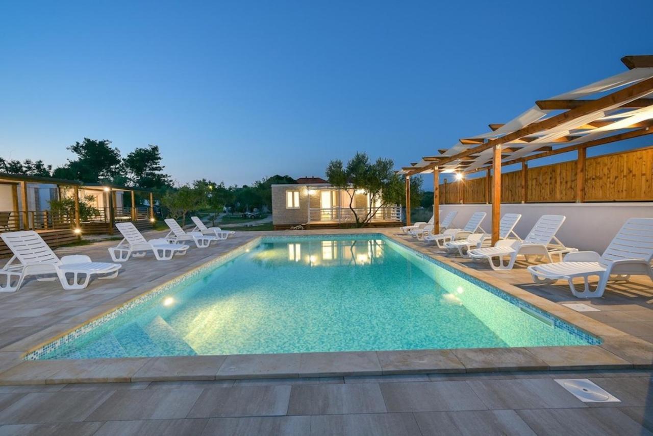 Apartments Medanic - Private Pool Privlaka  Esterno foto